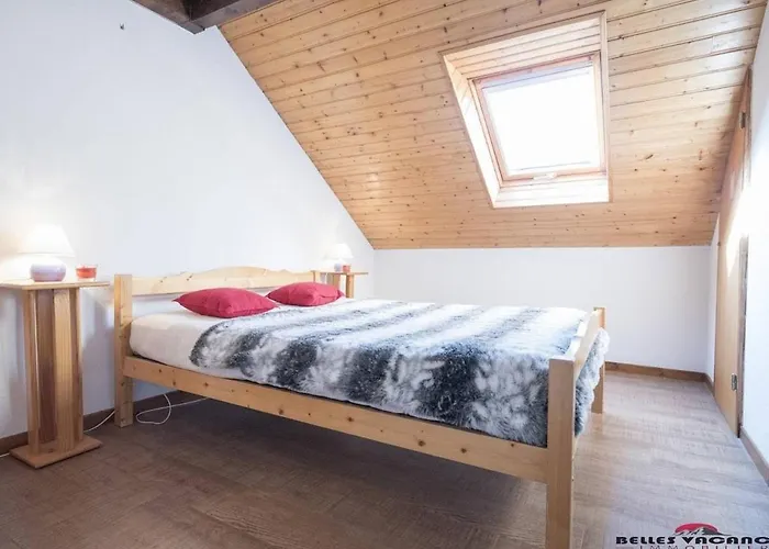 Pour 6 Pers. Avec Balcon Pres De Saint-lary, Wi-fi Et Parking Gratuits - Fr-1-296-215 * סן-לארי-סולאן