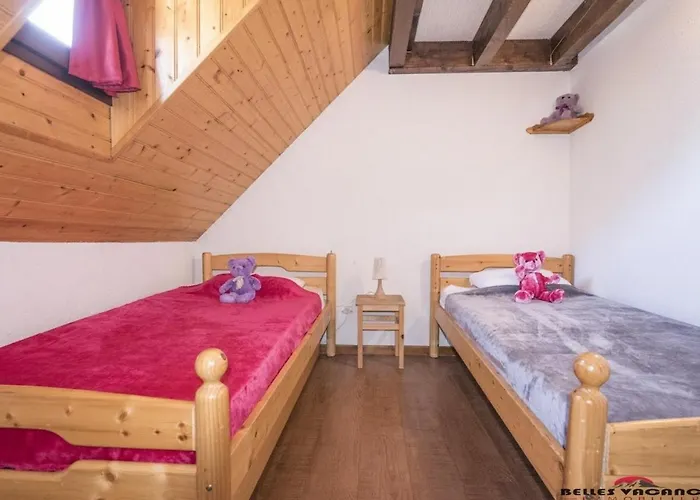 Pour 6 Pers. Avec Balcon Pres De Saint-lary, Wi-fi Et Parking Gratuits - Fr-1-296-215 *